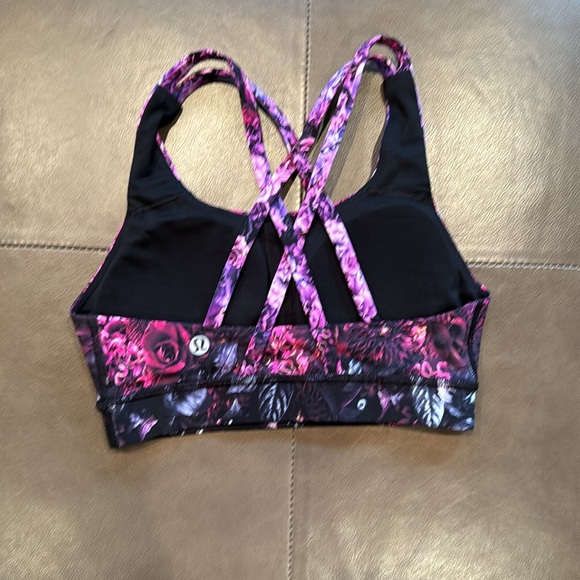 Lululemon Energy Bra size 2 - Picture 2 of 2